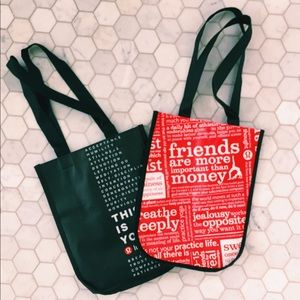 Lululemon Athletica reusable tote bags
